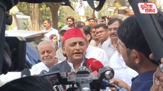 Akhilesh Yadav met Shankaracharya Avimukteshwarananda