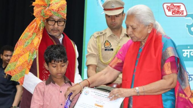 Governor Anandiben Patel at the convocation ceremony of the Veterinary University