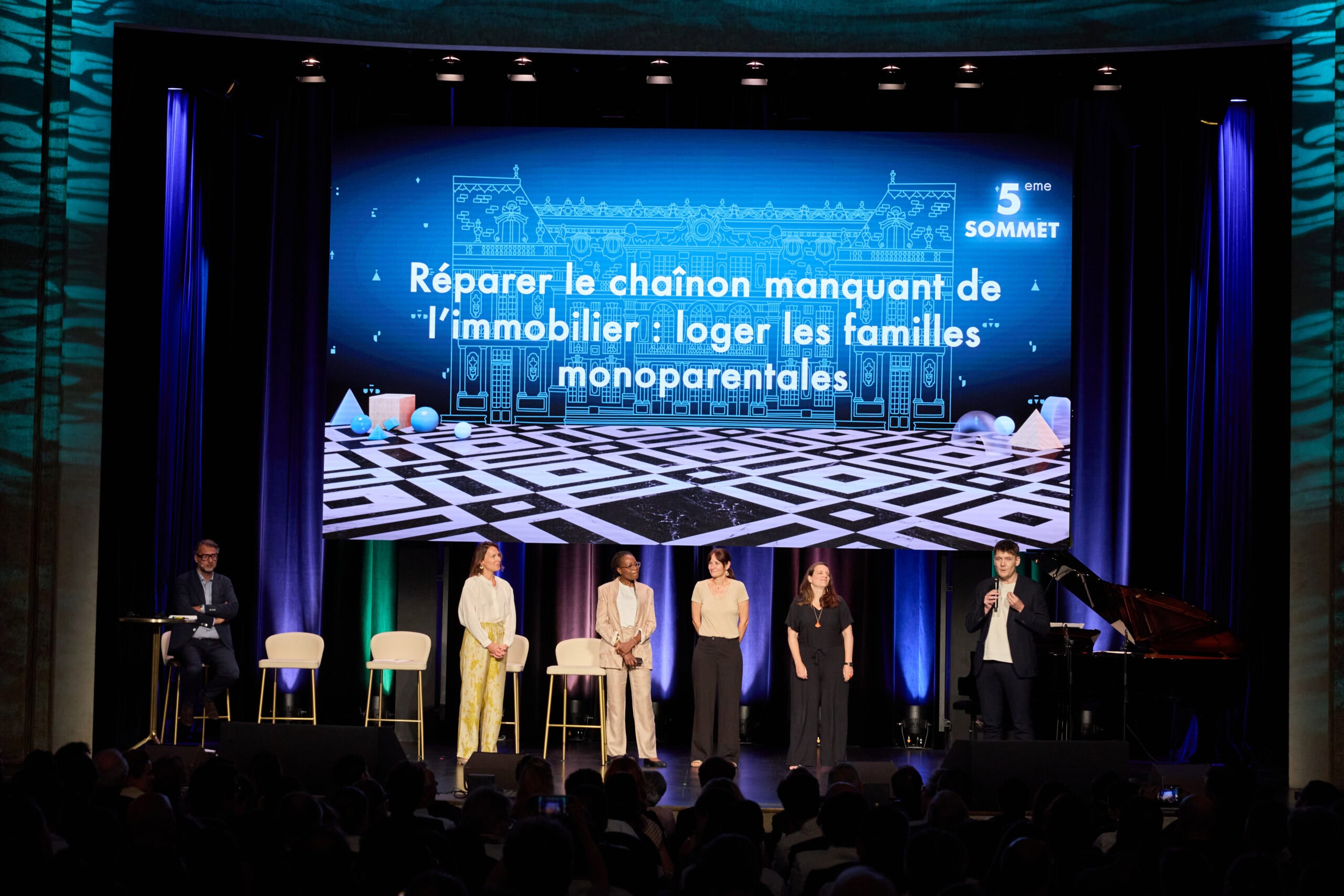  ACTION COLLECTIVE Image