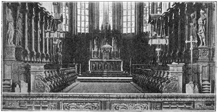Priesterkoor der kerk te Wouw.