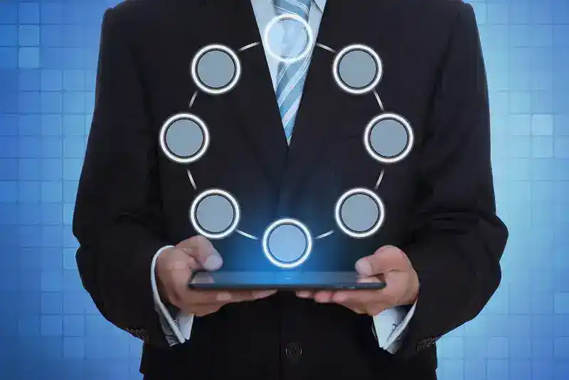 Seamless Hybrid Identity Management: From Azure AD to Local AD for Enhanced Security & Compliance