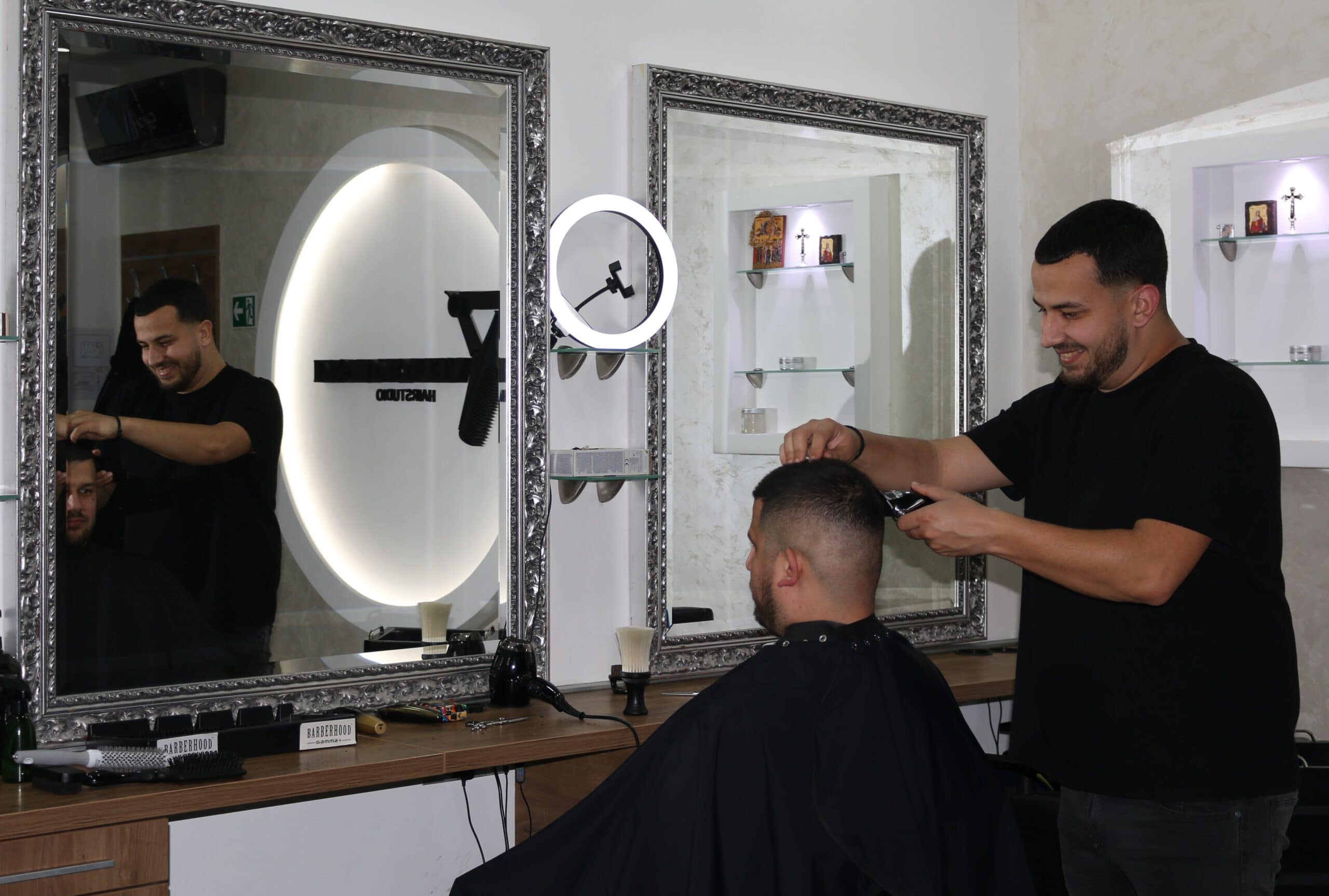 Skin fade šišanje, Vukov spomenik Beograd