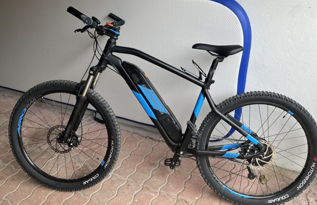 Mountain bike elettrica usata Rockrider EST 500 2021