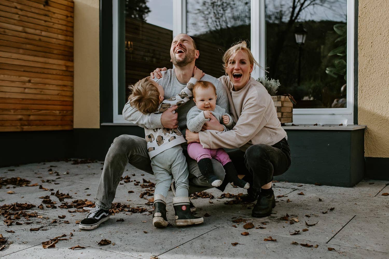 DSC9333 veraprinz Hochzeitsfotograf Familienfotograf Köln Düsseldorf Bonn NRW natürliche Familienfotos ungestellt günstig