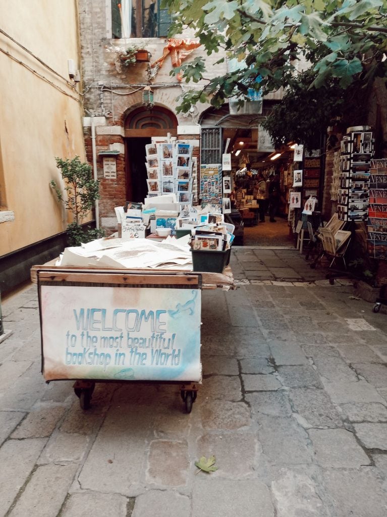 Libreria Acqua Alta