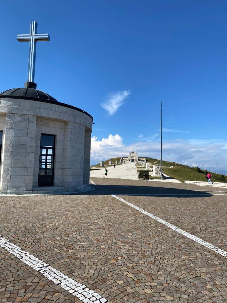 El Sacrario militar de Monte Grappa