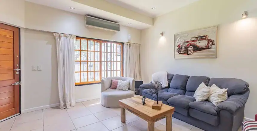 CASA EN VENTA EN CITY BELL 3