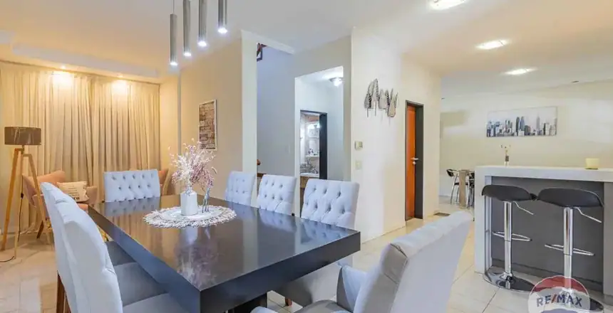 CASA EN VENTA EN CITY BELL 5