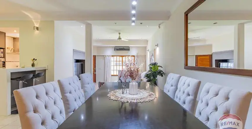 CASA EN VENTA EN CITY BELL 6