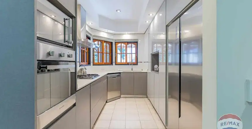 CASA EN VENTA EN CITY BELL 8
