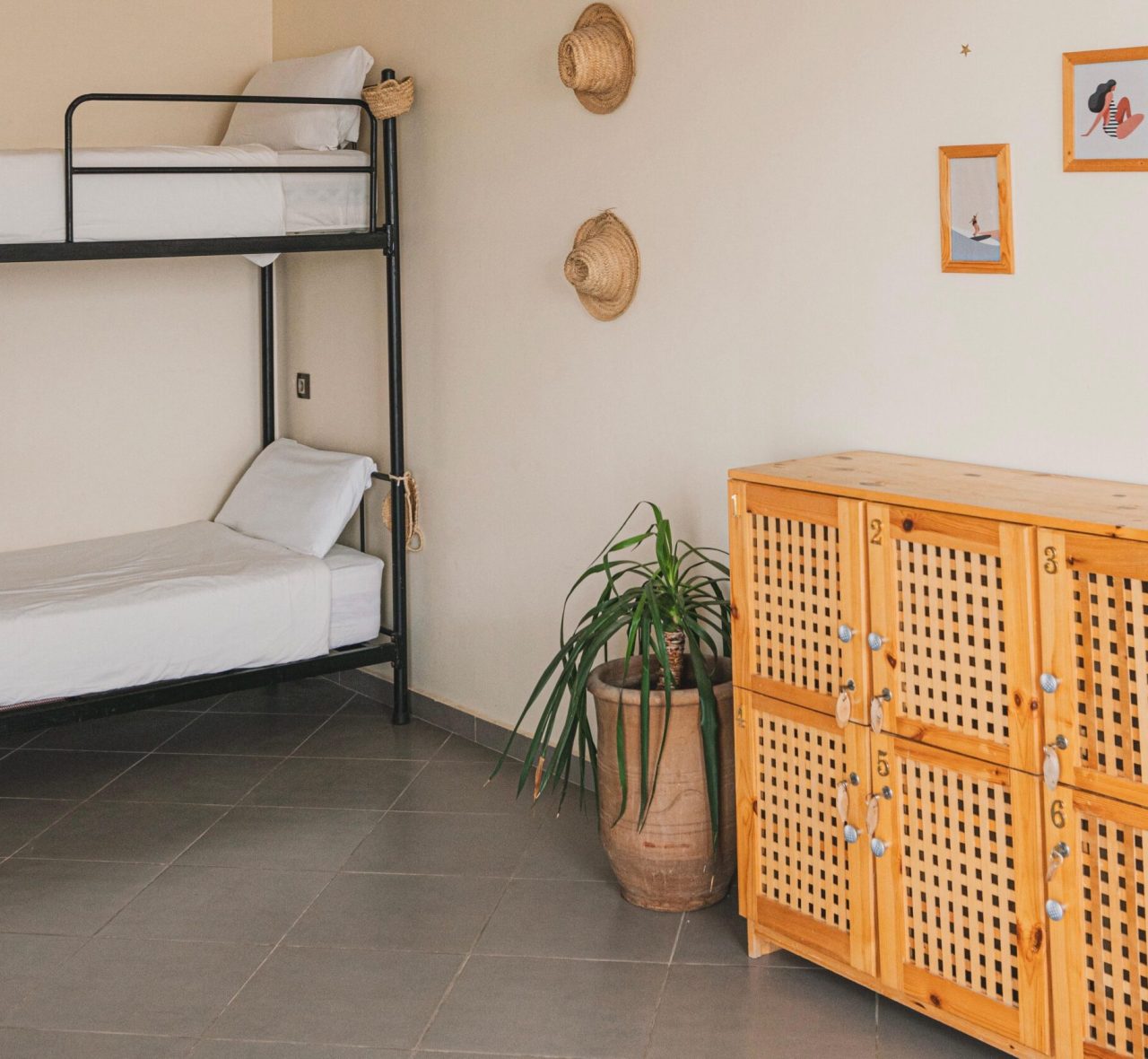 Dorm Tamraght surf and yoga camp