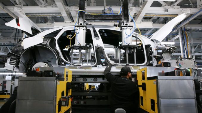 lucids-first-quarter-vehicle-production-deliveries-fall-sequentially.jpg Lucid’s first-quarter vehicle production, deliveries fall sequentially