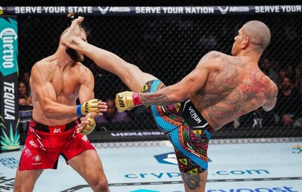 pereira-retains-title-with-vicious-tko-of-prochazka.jpg Pereira retains title with vicious TKO of Prochazka