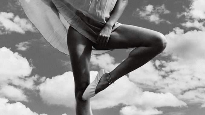 Gisele Bündchen Is Pregnant, First Child With Joaquim Valente