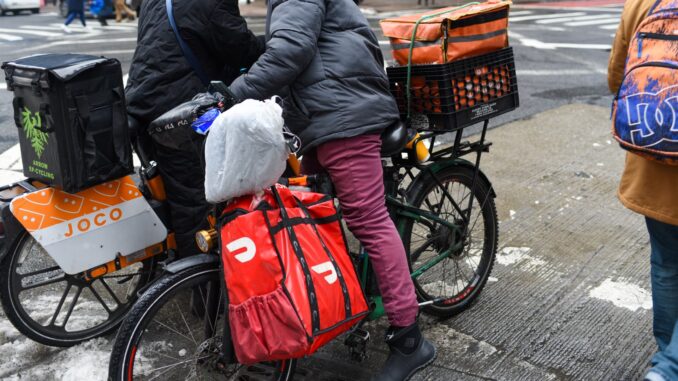 doordash-shares-rise-on-earnings-revenue-beat.jpg DoorDash shares rise on earnings, revenue beat
