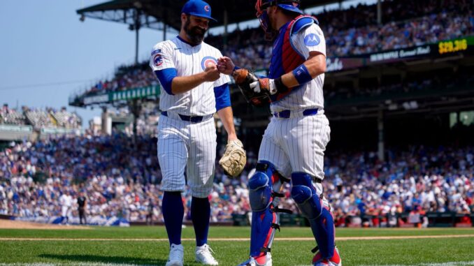 Kittredge, booed a day ago, has immaculate inning