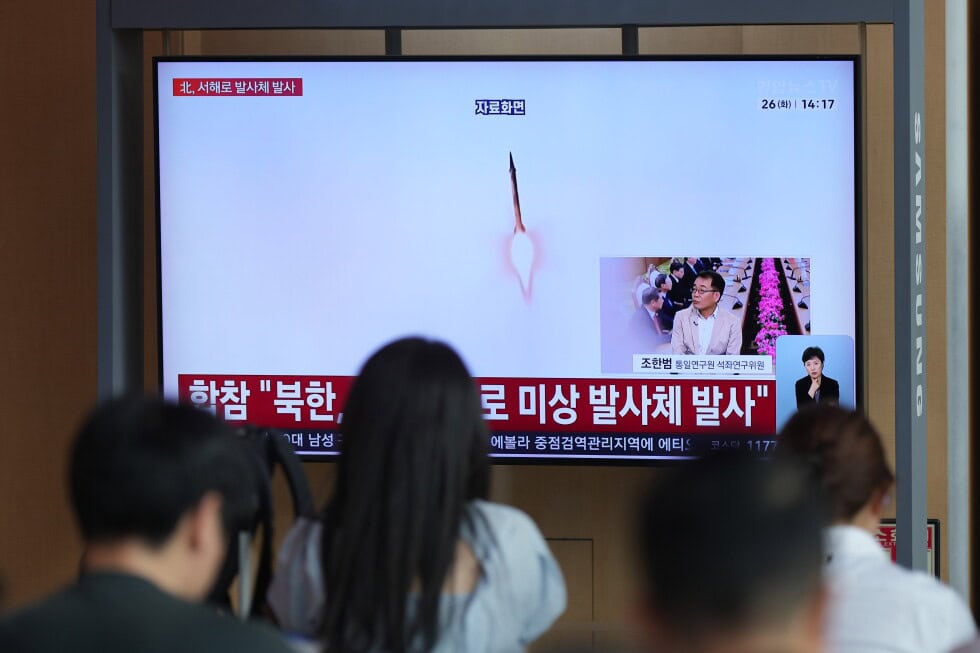 north-korea-launches-ballistic-missile-and-other-weapons-toward-the-sea.jpg North Korea launches ballistic missile and other weapons toward the sea