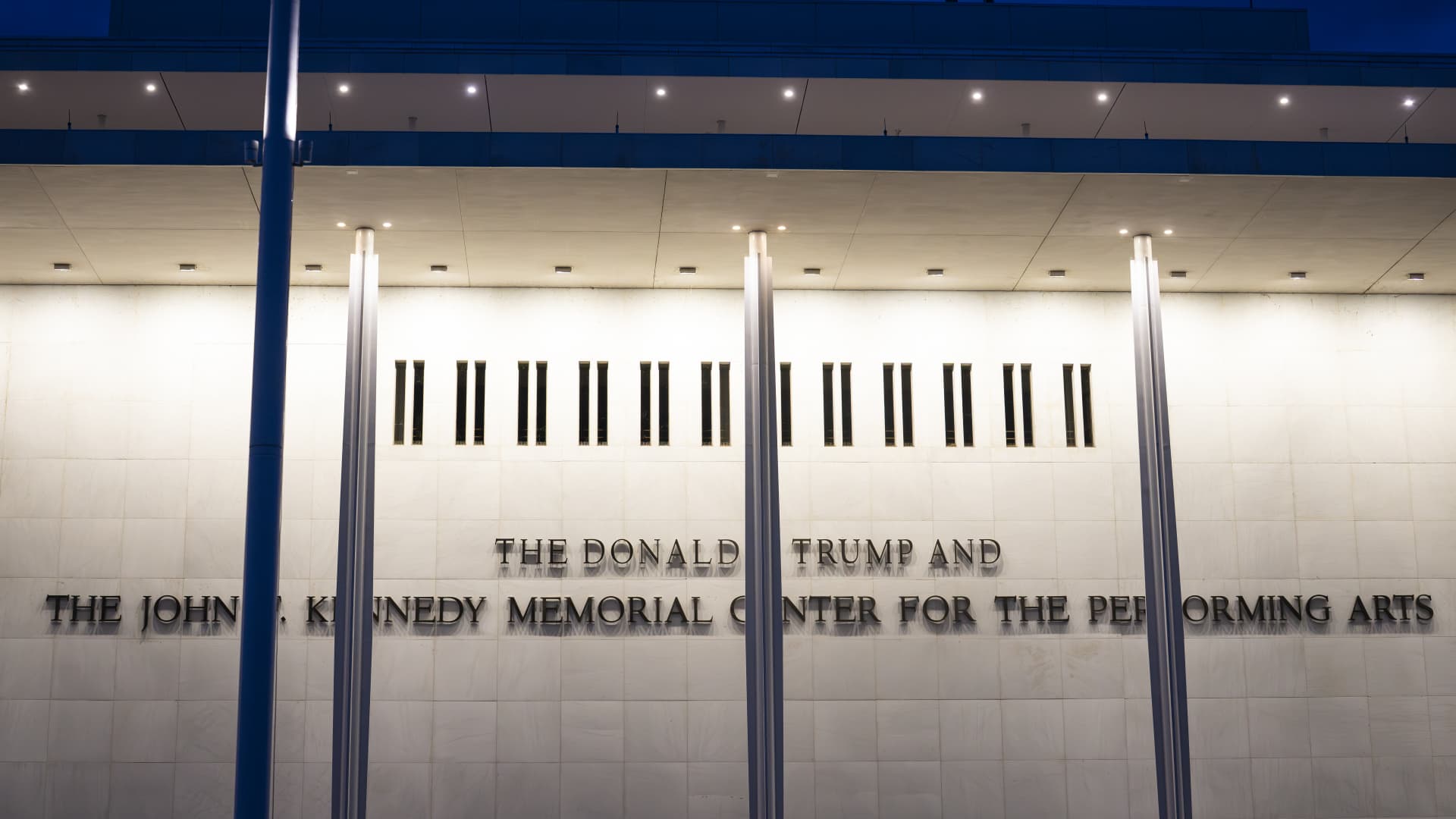 trumps-name-must-be-removed-from-kennedy-center-judge-rules.jpeg Trump’s name must be removed from Kennedy Center, judge rules