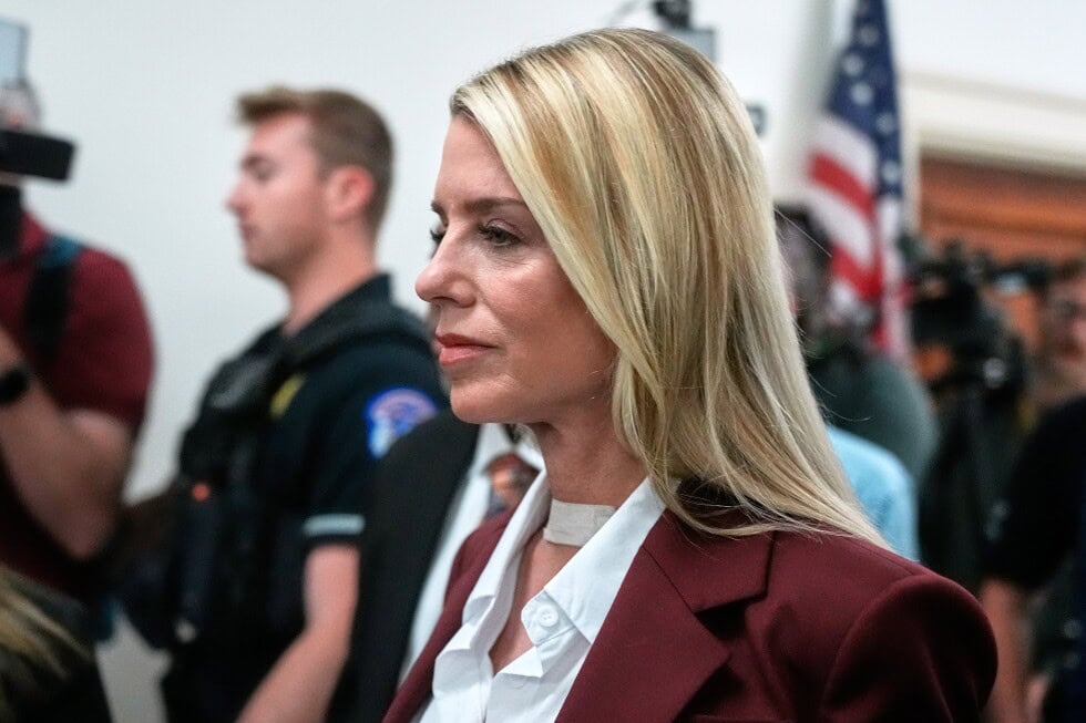 bandaged-bondi-refuses-to-answer-questions-about-the-dons-epstein-files.jpg Bandaged Bondi refuses to answer questions about The Don’s Epstein files…