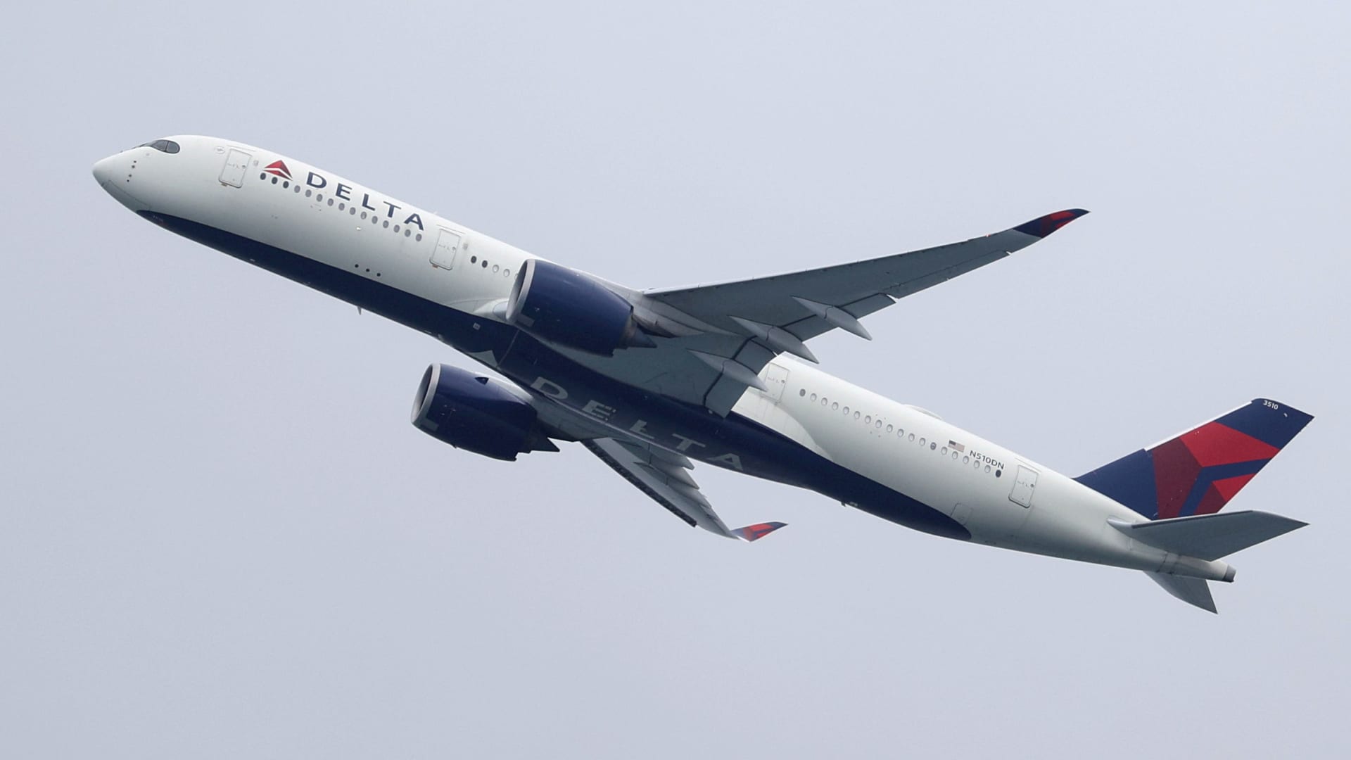 ‘Bring ’em on’: Most profitable airline Delta wants United’s crown over the Pacific, too.