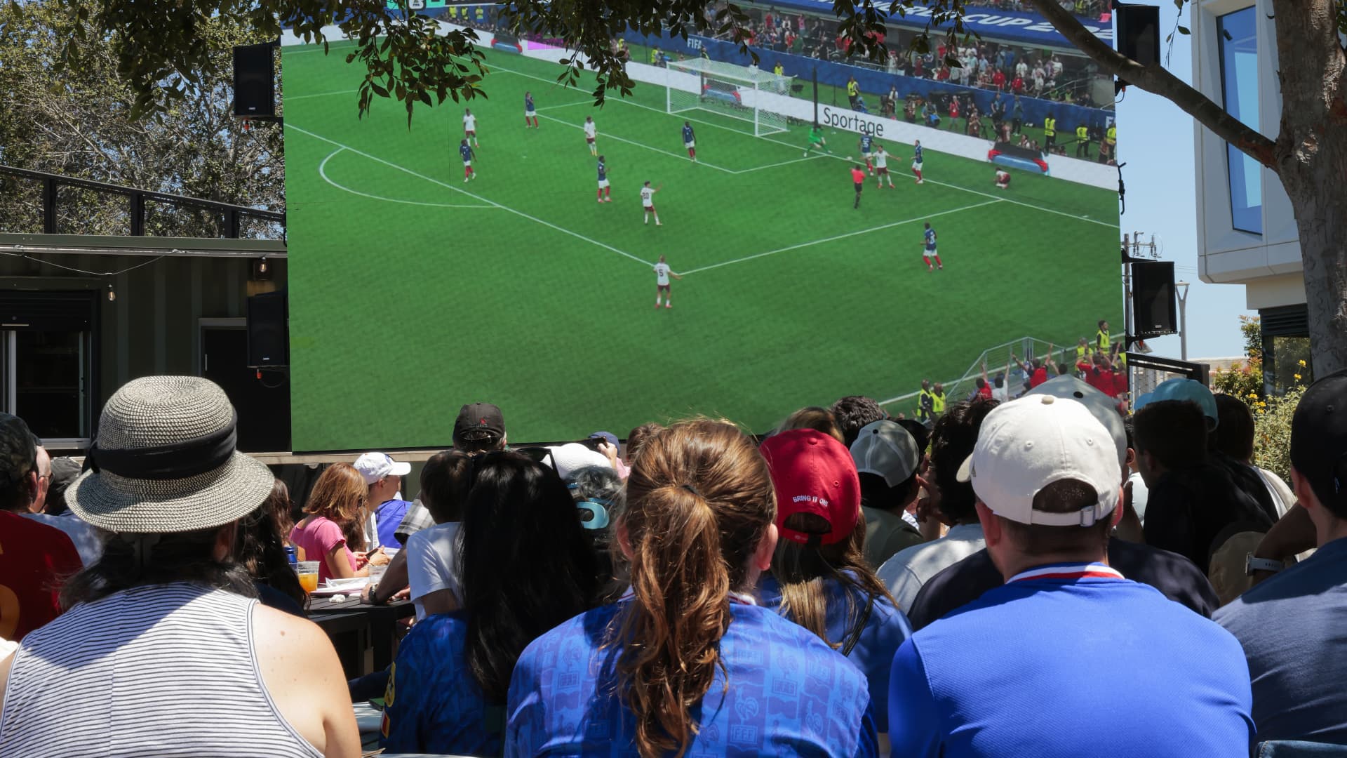 world-cup-gave-bars-and-restaurants-a-needed-boost-as-consumers-flash-warning-signs-fed-says.jpeg World Cup gave bars and restaurants a needed boost as consumers flash warning signs, Fed says