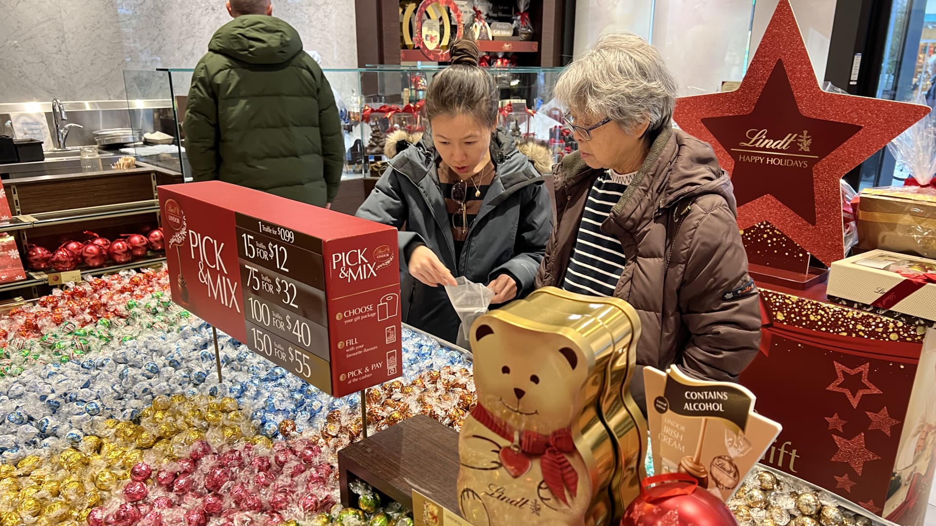 cocoa-prices-are-easing-so-why-is-chocolate-still-so-expensive.jpeg Cocoa prices are easing. So why is chocolate still so expensive?