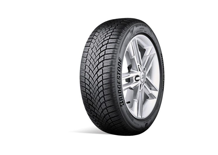 Guma BRIDGESTONE 205/60R16 BLIZZAK LM005 96H