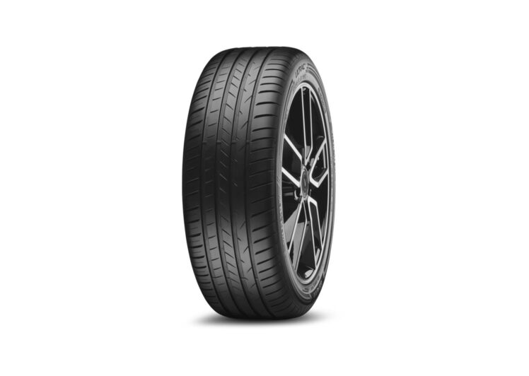 Guma VREDESTEIN 215/50R18 92W FR ULTRAC+ B A B 69DB