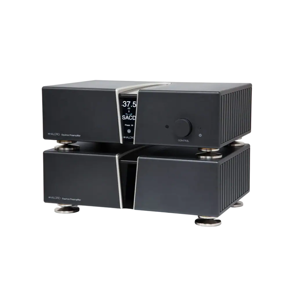 Vue avant du préamplificateur Halcro Equinox composé du bloc d'alimentation disposé en dessous et du bloc de préamplification au-dessus