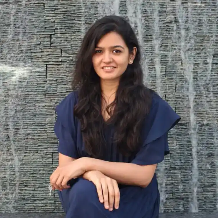 DR. PRIYANKA SHAH