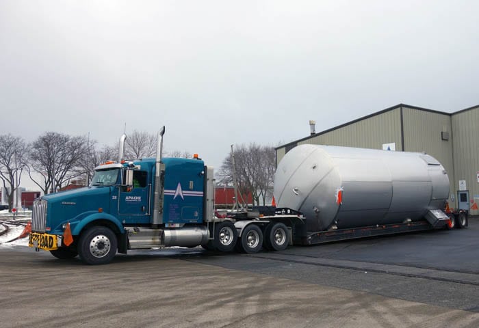 Food oil storage vessel