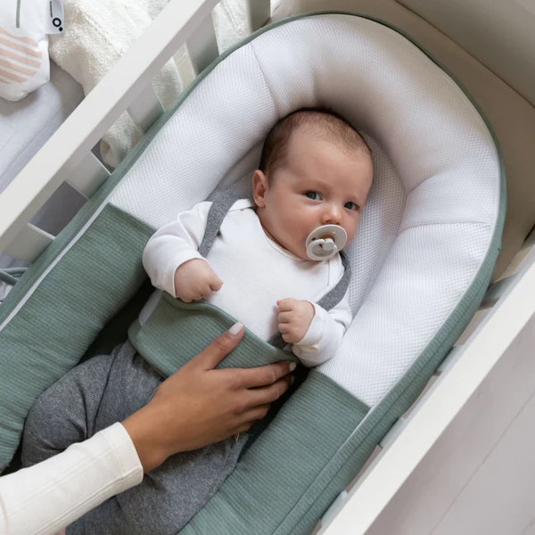 Doomoo - Cocoon réducteur bébé Allaitement