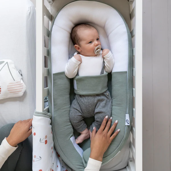 Doomoo - Cocoon réducteur bébé Allaitement