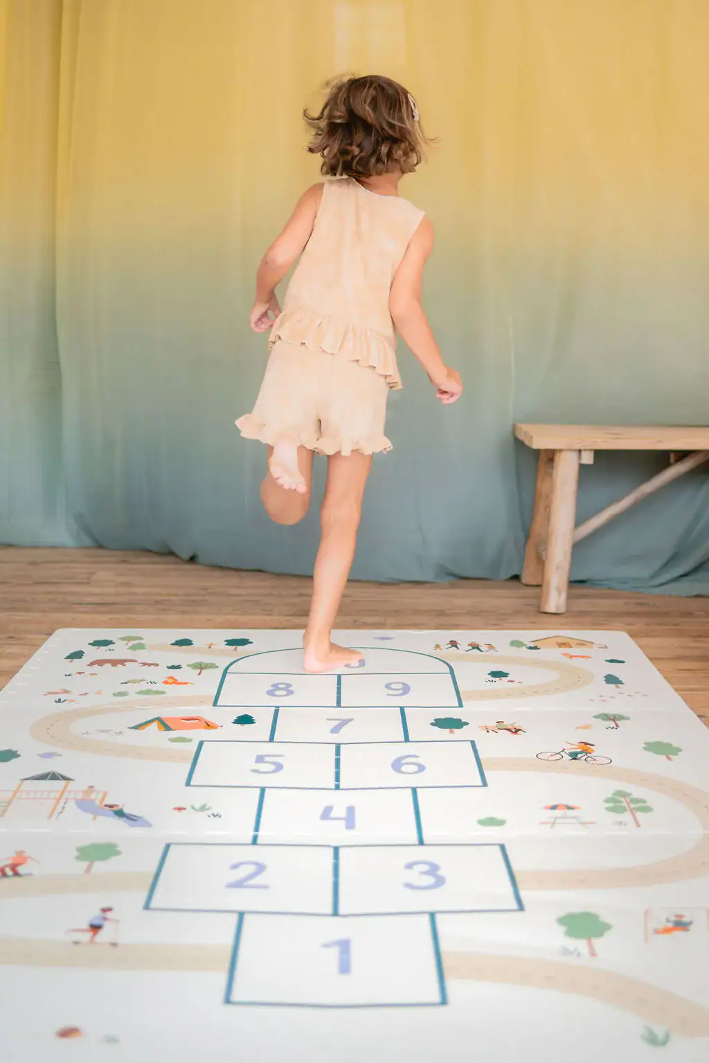 Play&go tapis puzzle Tiloo , boîte de rangement & mini maison - Marelle – Image 13
