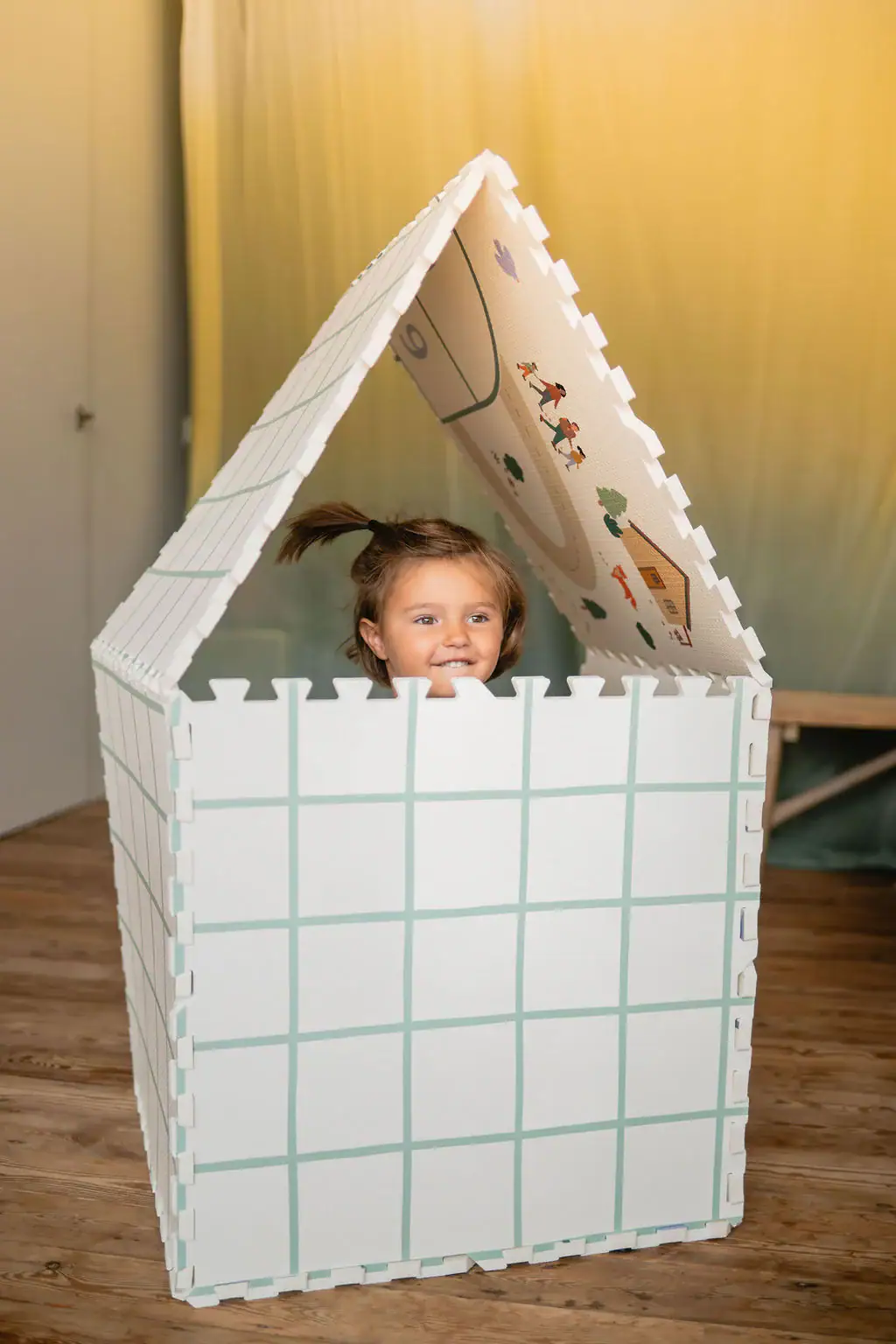 Play&go tapis puzzle Tiloo , boîte de rangement & mini maison - Marelle – Image 5