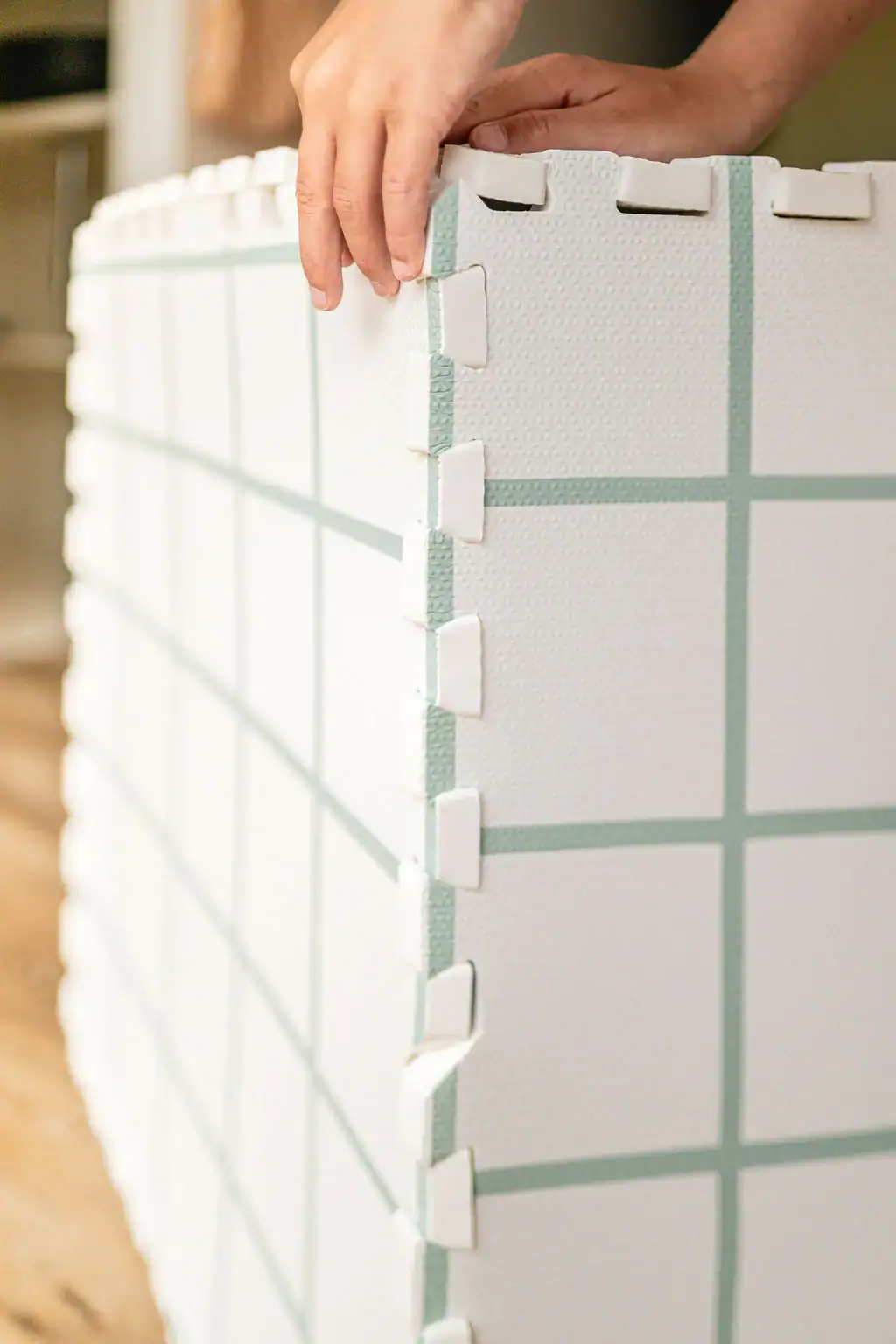 Play&go tapis puzzle Tiloo , boîte de rangement & mini maison - Marelle – Image 7