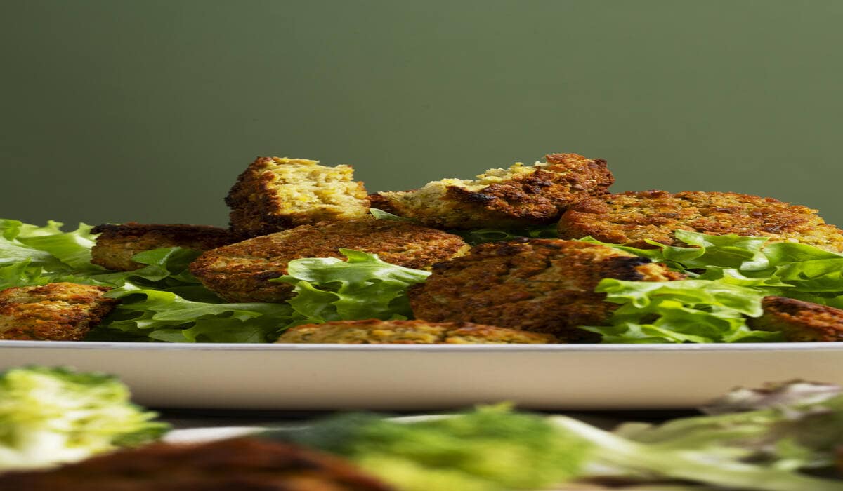 Best Sprouted Moong Pakoda Recipe For Weight Loss