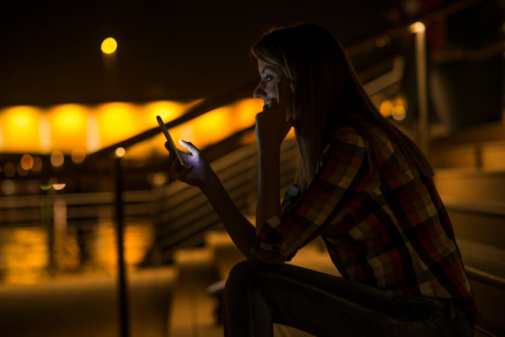 Local Trains, Late Nights and Hormonal Imbalance: Mumbai’s Lifestyle Reality