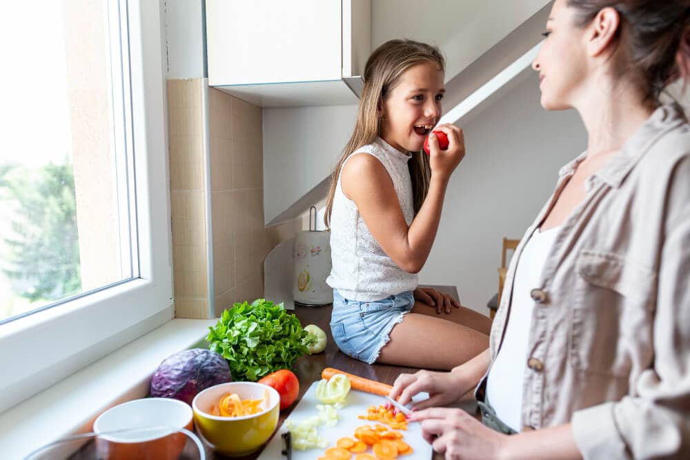 Postpartum Weight Loss Diet Plan in Ahmedabad (+ Best Foods)