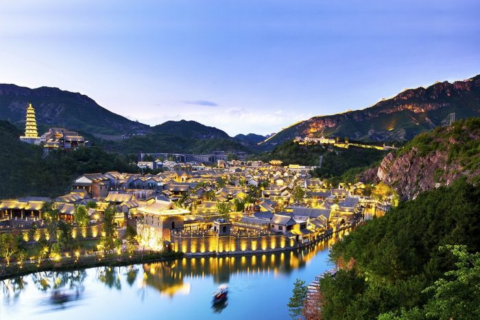 Gubei Water Town & Simatai Great Wall Walking Tour (no shopping)