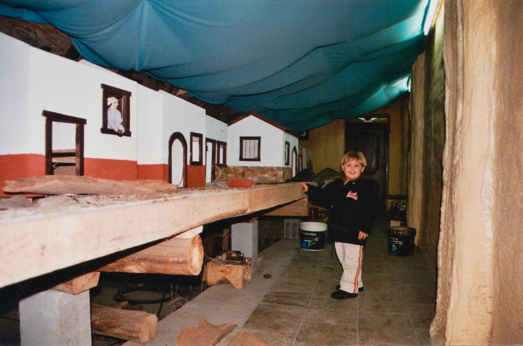 Oscar en la parte de atrás.