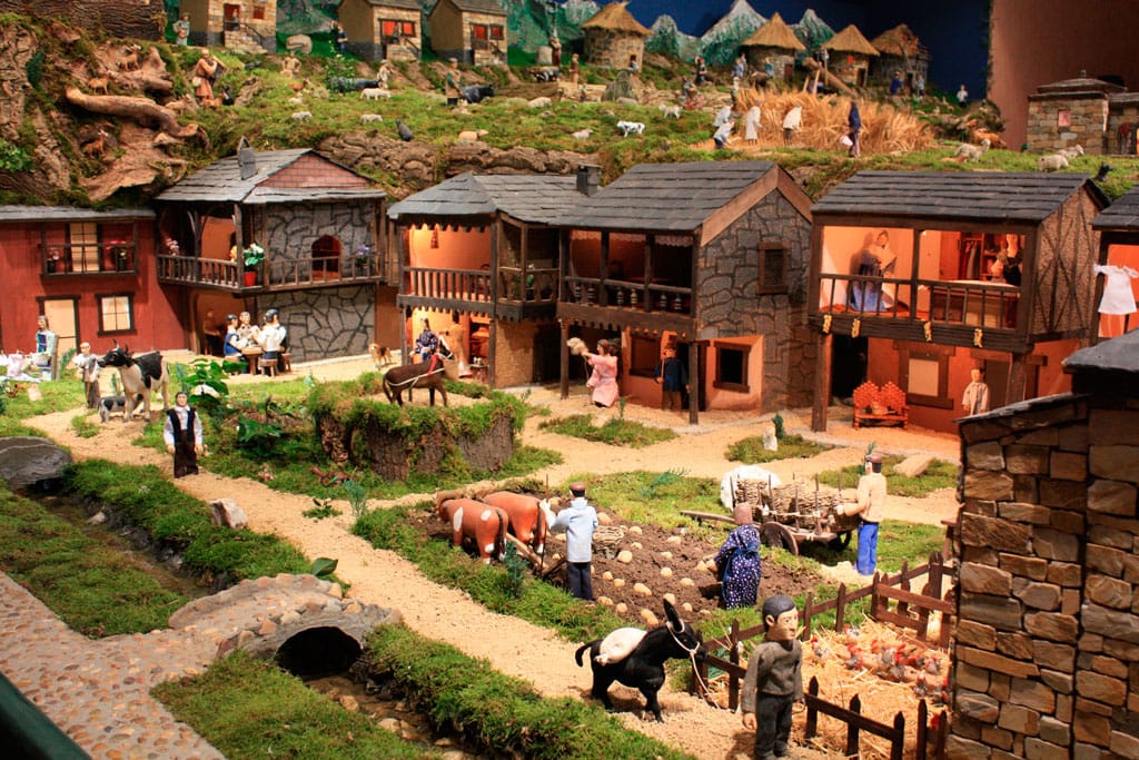 Sacando las patatas.