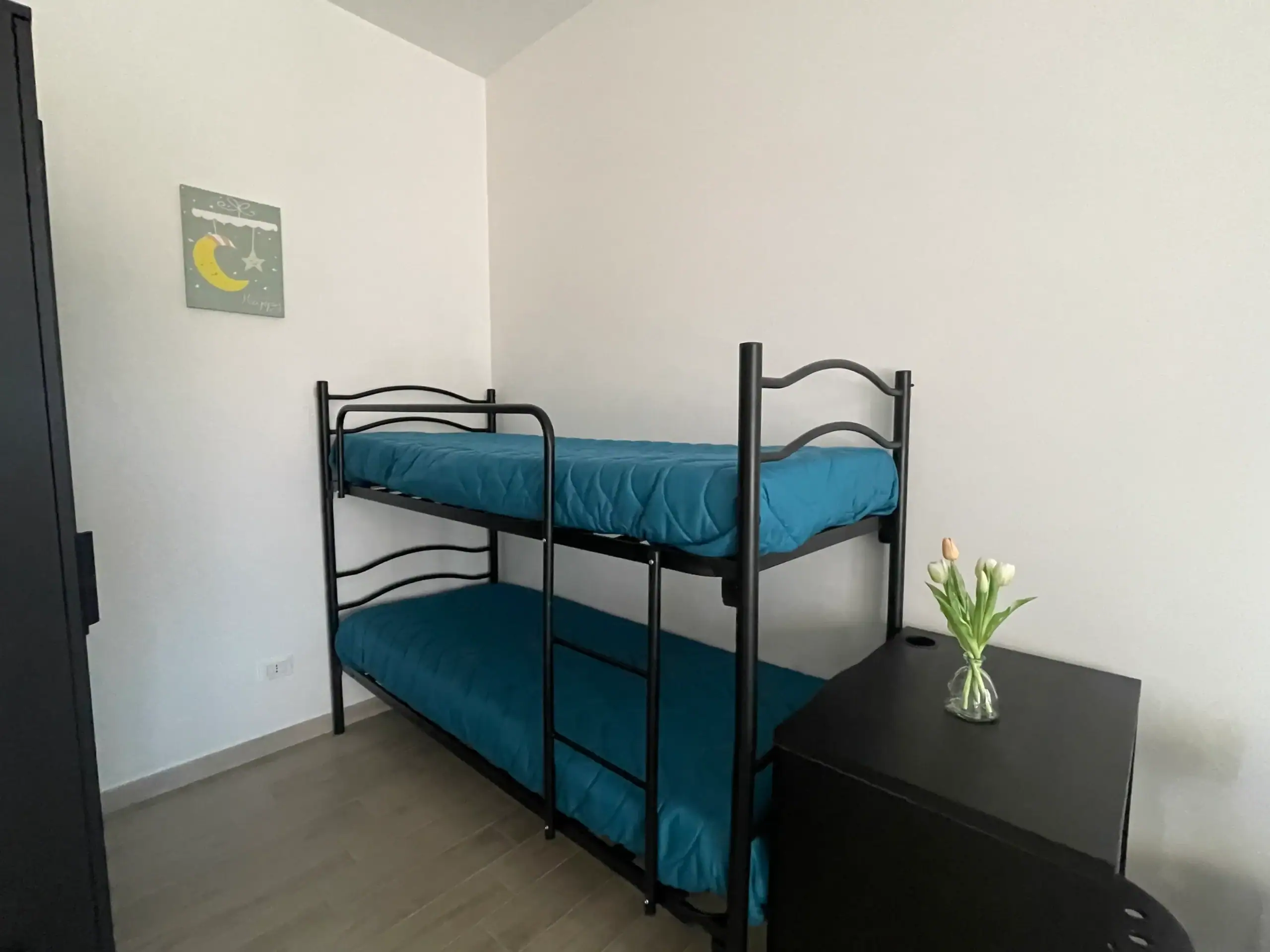 Interni camera family