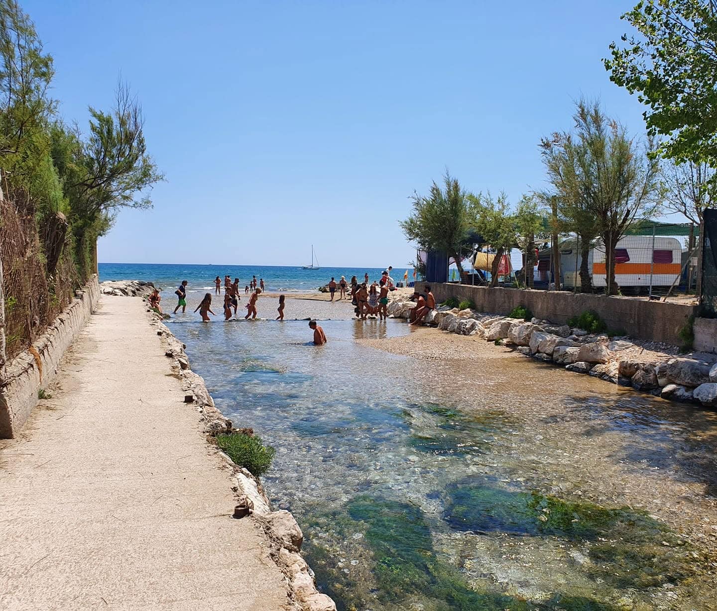 Natürliche Quellen La Fiumetta und Canneto in Terracina
