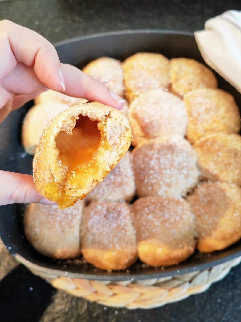 Buchteln mit Aprikosenfüllung // ganz einfach und vegan! - Cappotella