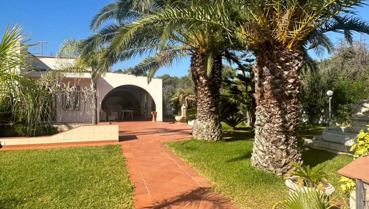 13411baf-ca45-48a4-8739-f3bde00622b6