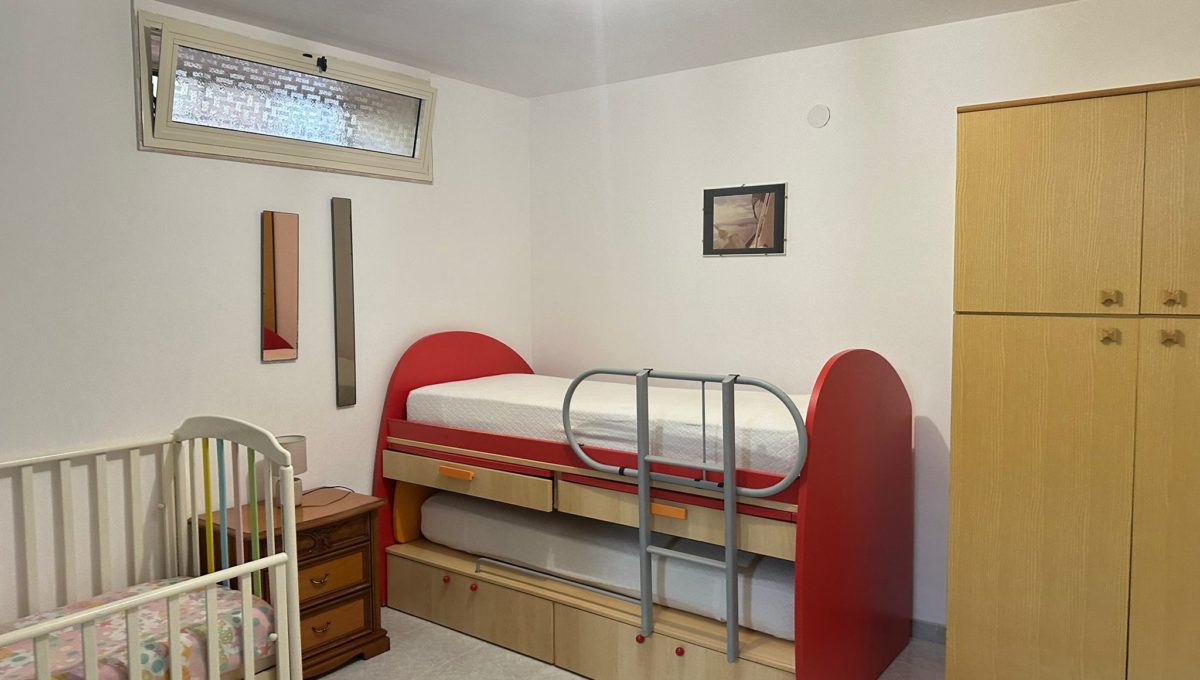 40915644-a2eb-4756-a0b8-57ca4ec81080