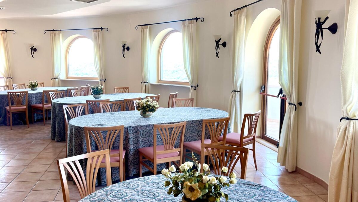 8fd8e816-7e8e-4ea3-a7a2-aef0a967caa0