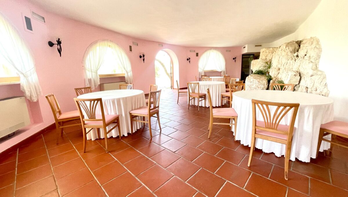 e436e858-7c66-4b60-8857-63677d8f1000