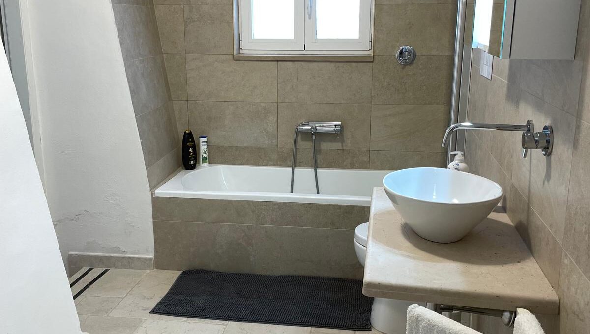 WhatsApp Image 2024-12-05 at 12.25.40 (3)